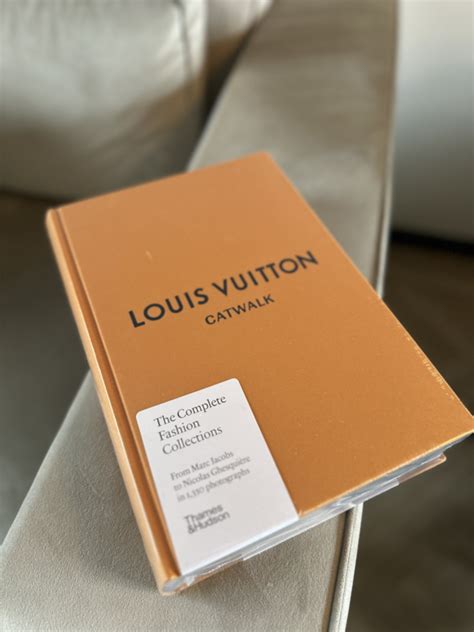 louis vuitton boek kopen|louis vuitton netherland.